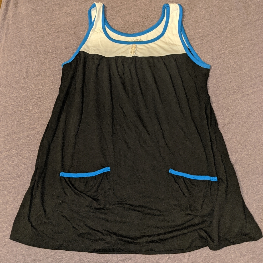Xhilaration Women's Flowy Tank Top (black, white)